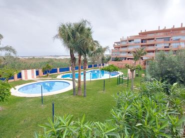 Appartamento con piscina in affitto a Almerimar