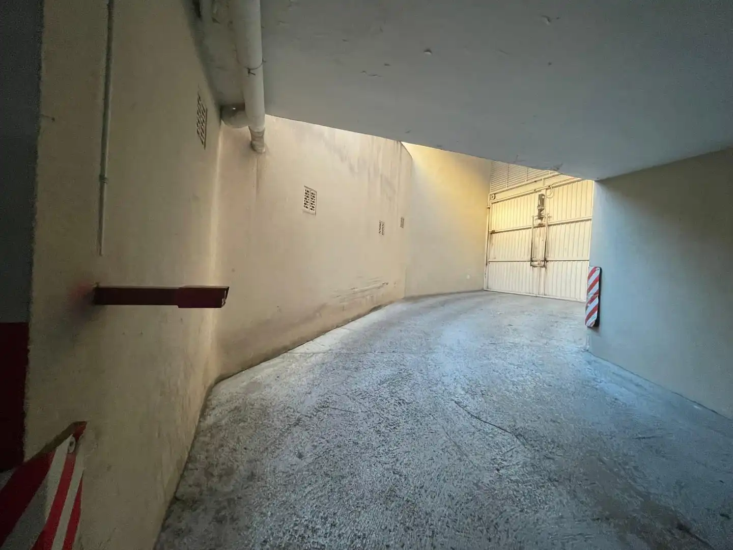 Parkplatz von Garage zum Verkauf in Zaragoza