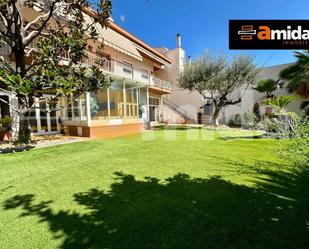 Jardí de Casa o xalet en venda en Sabadell amb Aire condicionat, Terrassa i Piscina