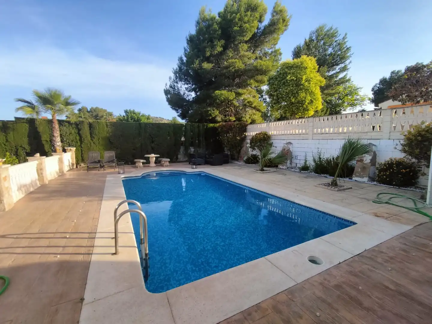 Swimming pool of Houses for sale in Elda  with Air Conditioner, Heating and Private garden