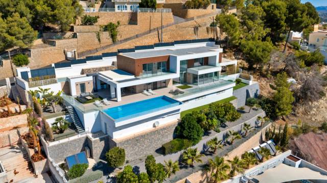 Casa-chalet en Venta en Gargasindi - Garduix - Colina del Sol