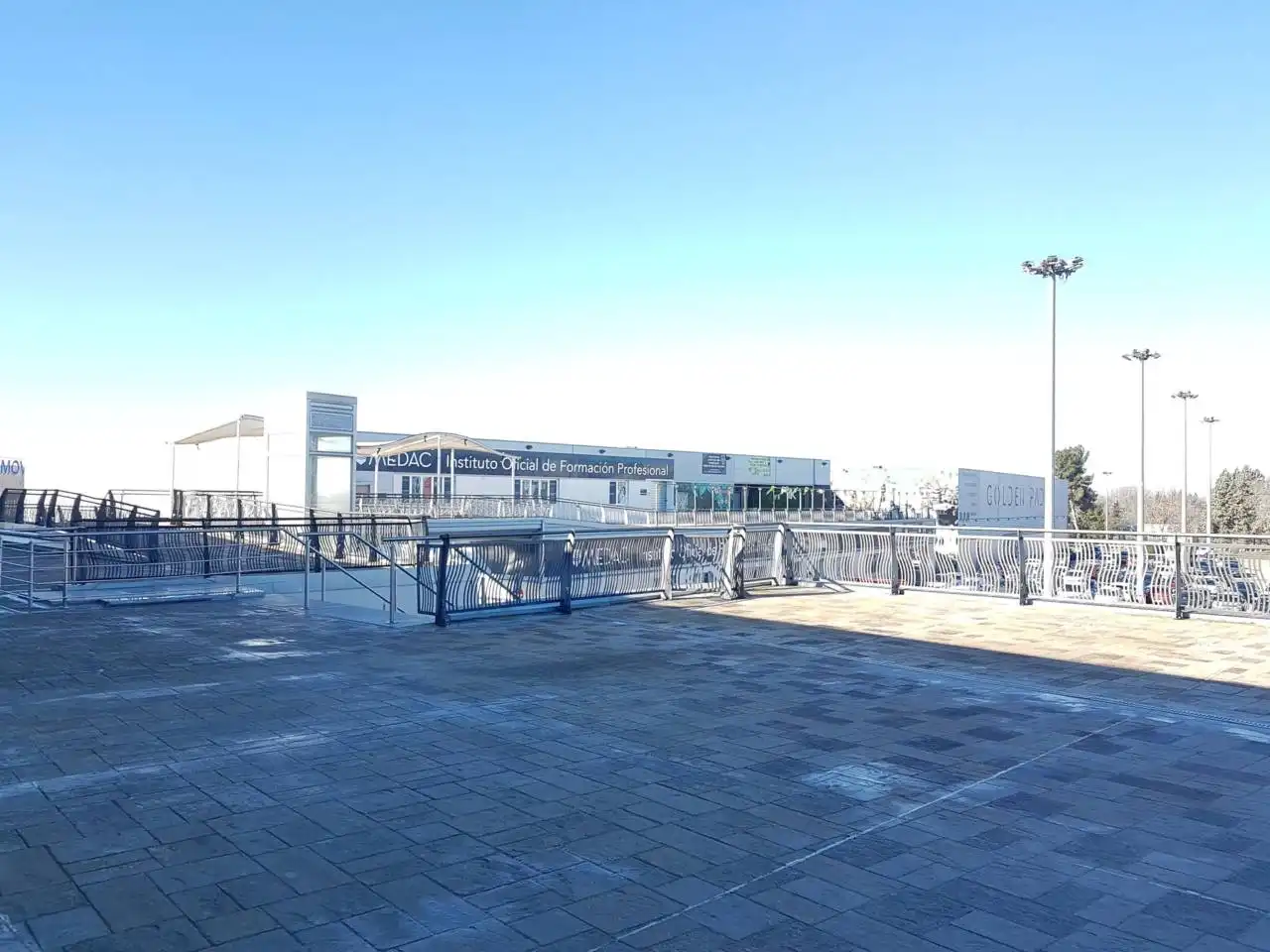 Terraza de Oficina de alquiler en Pinto con Alarma