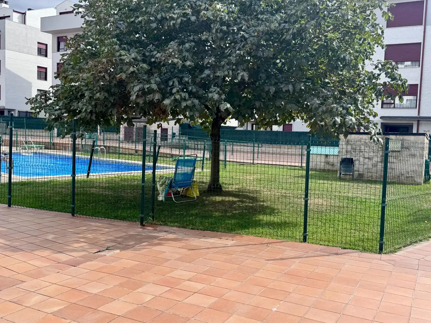 Swimming pool of Flat for sale in Entrambasaguas  with Air Conditioner, Heating and Private garden