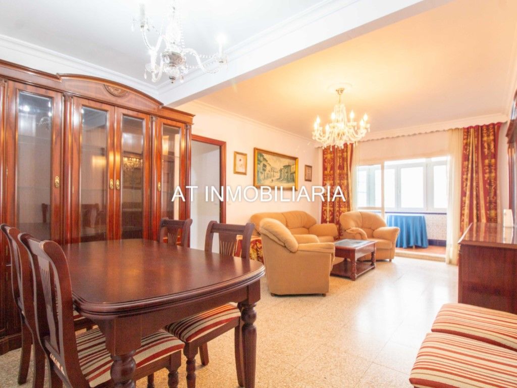 Sala d'estar de Pis en venda en  Cádiz Capital amb Terrassa