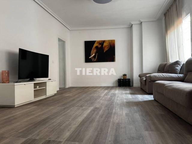 Piso en Alquiler en Calle Gran Vía en Sagrado Corazón