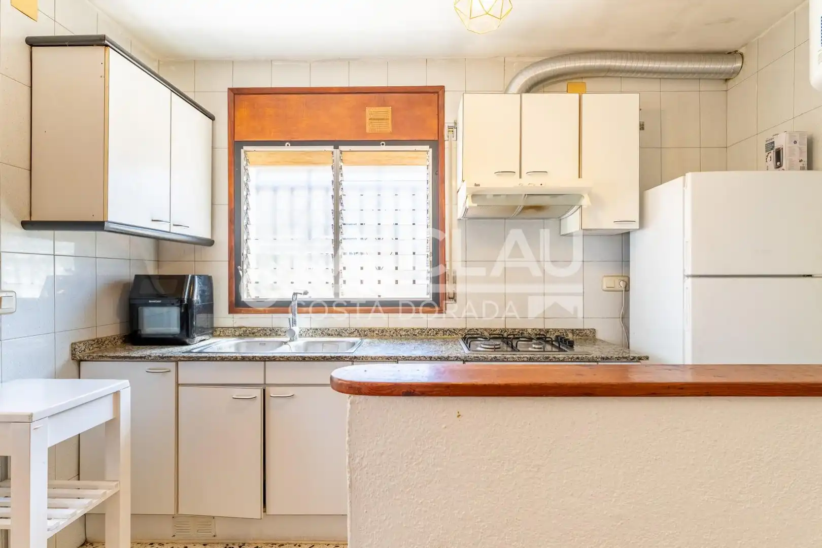 Cuina de Casa o xalet en venda en El Vendrell amb Calefacció, Jardí privat i Terrassa