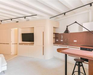 Cuina de Apartament en venda en  Barcelona Capital amb Aire condicionat i Balcó