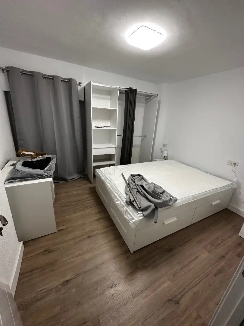 Habitación de Piso de alquiler en Córdoba con Aire acondicionado, Parquet y Amueblado