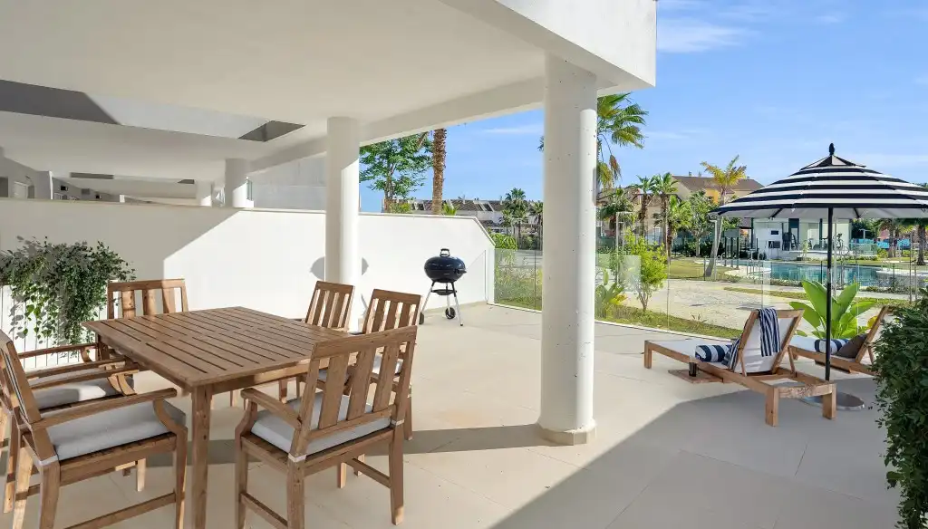 Terrassa de Apartament en venda en Manilva amb Aire condicionat, Jardí privat i Terrassa