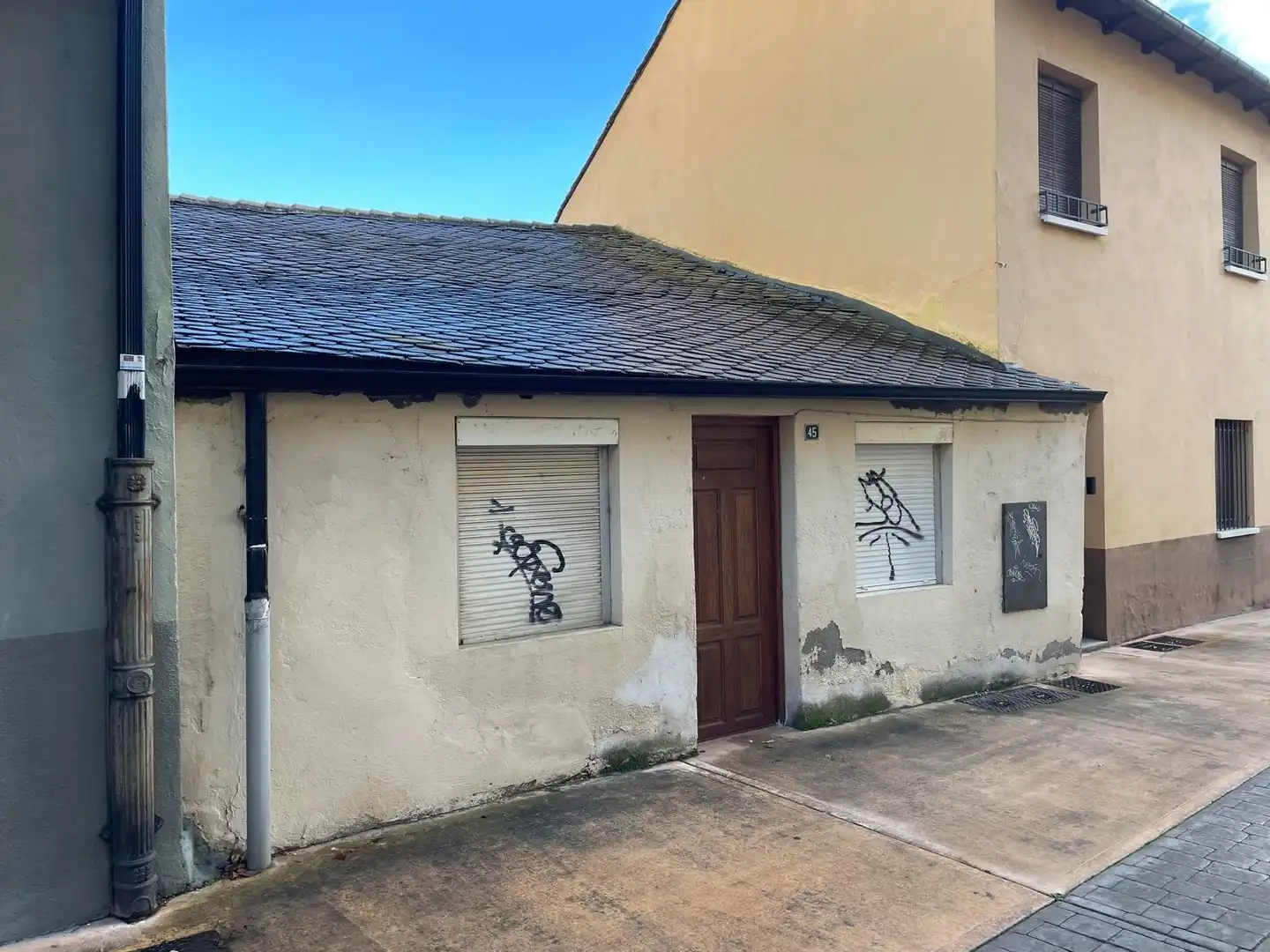 Vista exterior de Casa o chalet en venta en Ponferrada con Jardín privado