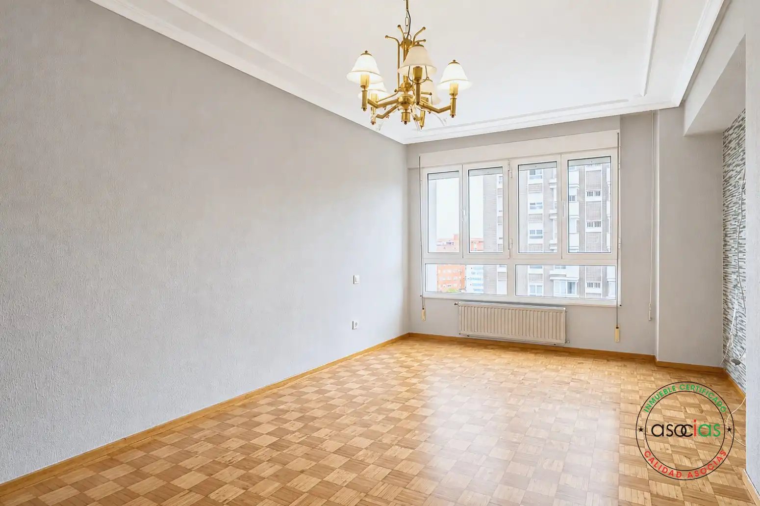 Sala d'estar de Pis en venda en Sur