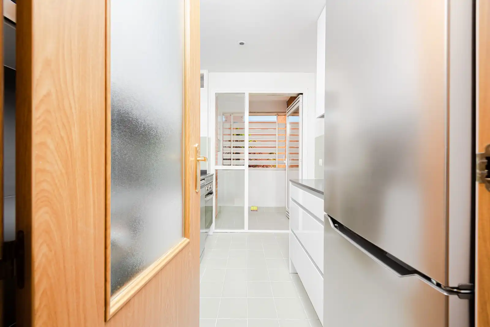 Kitchen of Flat for sale in Alcorcón  with Air Conditioner, Terrace and Storage room
