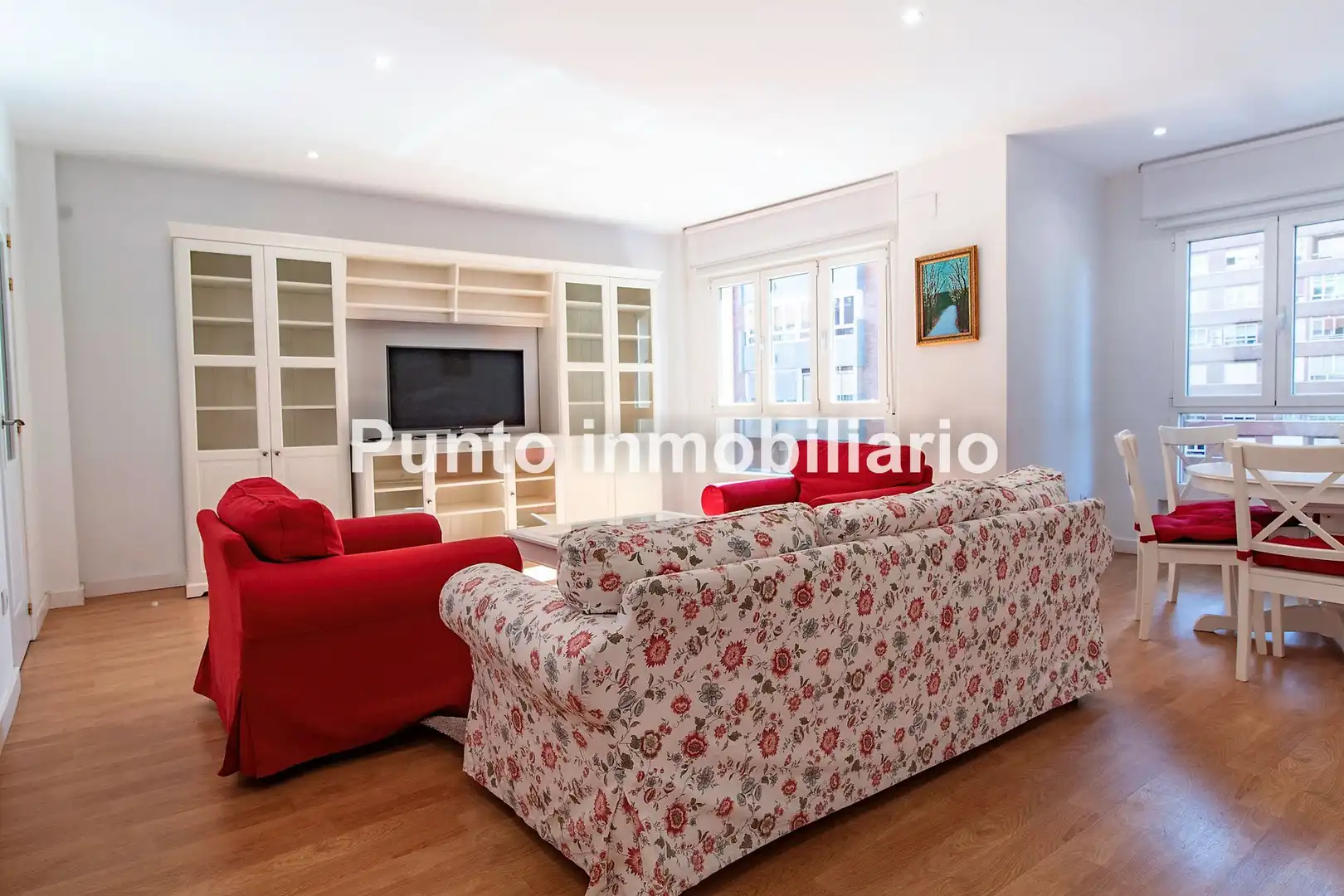 Flat with lift to rent in Calle San Lorenzo, imagen 2