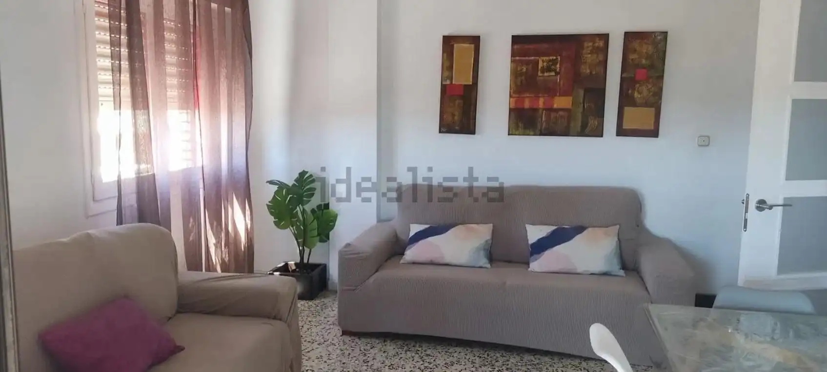 Sala de estar de Piso de alquiler en Almería con Aire acondicionado y Amueblado