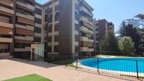 Swimming pool of Flat for sale in Salamanca Capital  with Terrace and Balcony