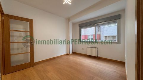 Foto 3 de Piso en venta en Sta Teresa de Jesus Jorne, A Parda, Pontevedra Capital