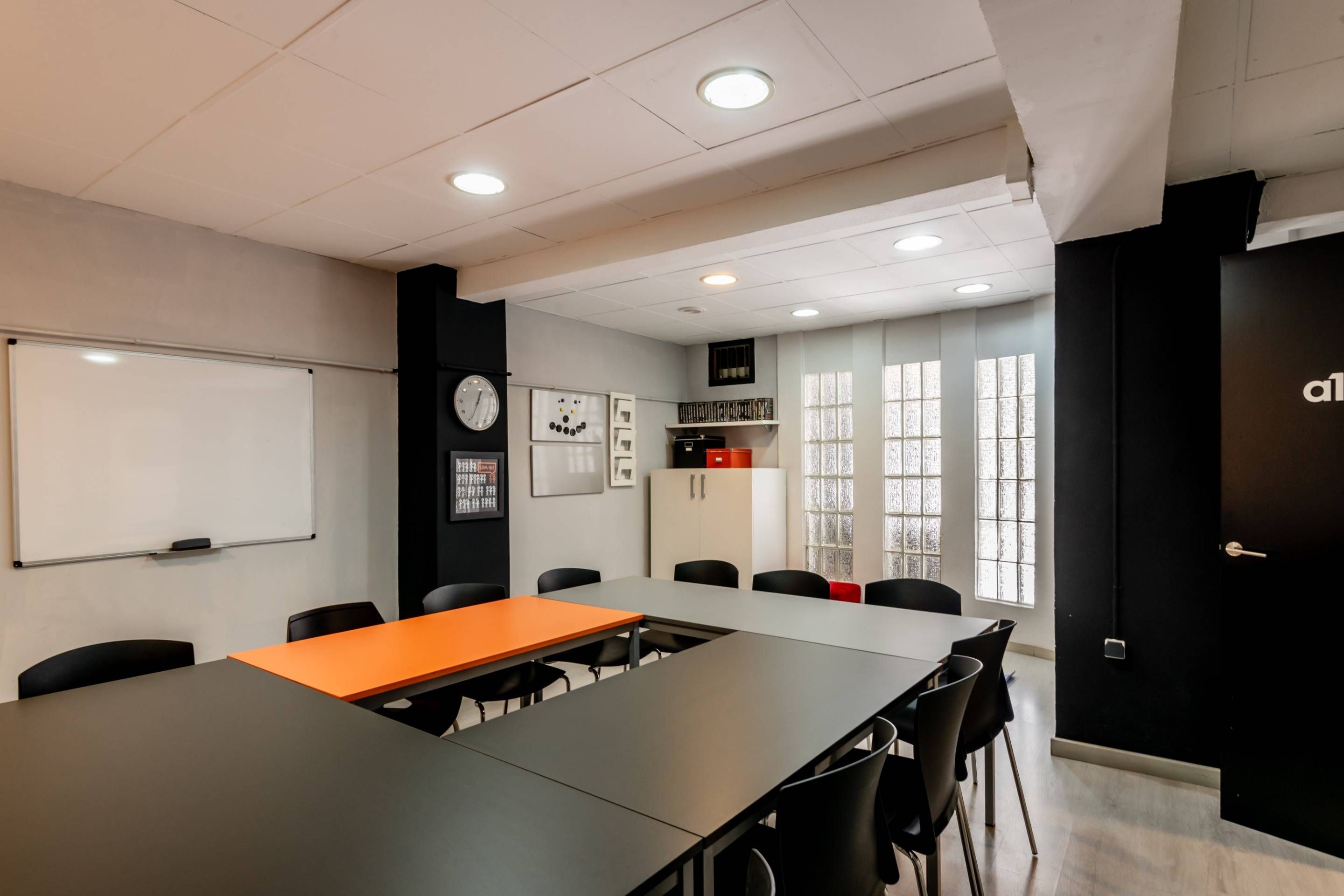 Premises for sale in Pubilla Cases