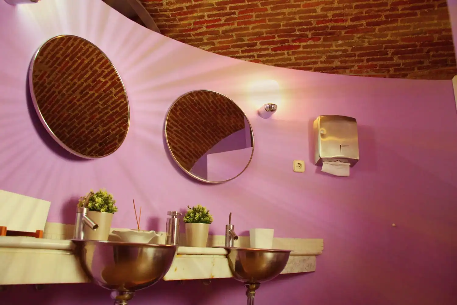 Bathroom of Office for sale in Madrid  with Air Conditioner and Heating
