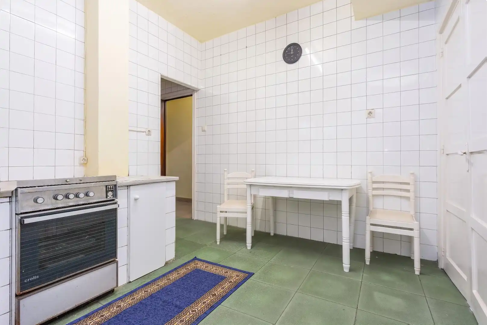 Cuina de Pis en venda en Oviedo  amb Terrassa i Balcó