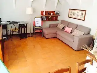 Sala d'estar de Casa adosada en venda en Sant Cugat del Vallès amb Calefacció i Terrassa