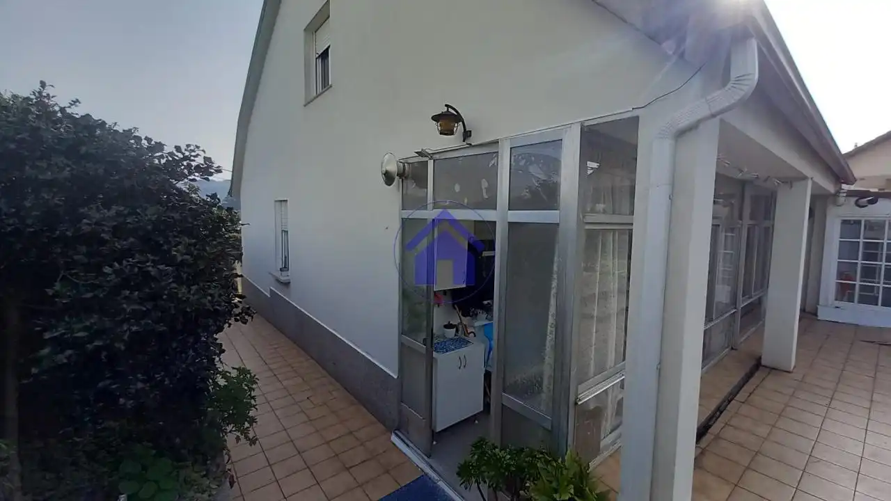 Exterior view of Houses for sale in Vigo   with Heating, Private garden and Parquet flooring