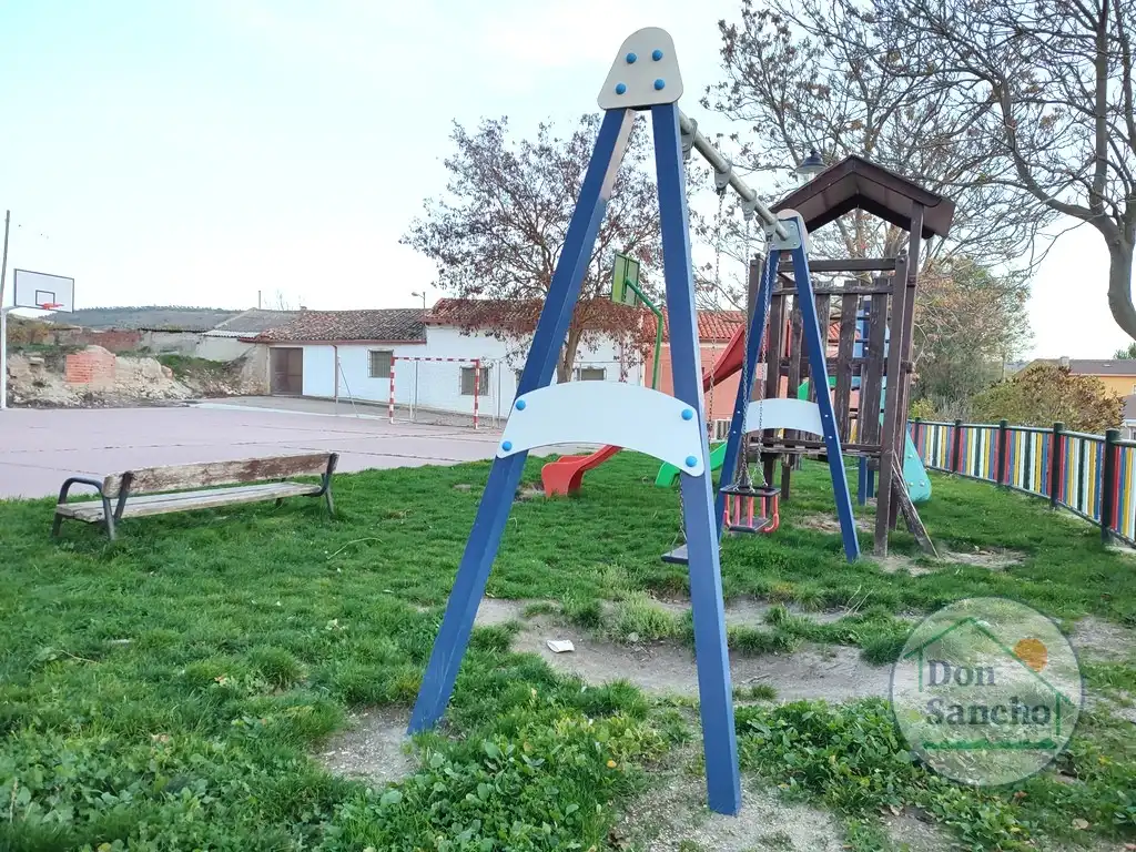 Außenansicht von Residential zum Verkauf in Olmos de Esgueva