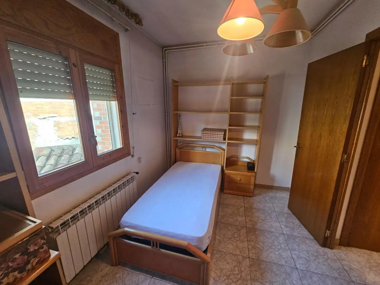 Dormitori de Casa adosada en venda en Alguaire, Lleida