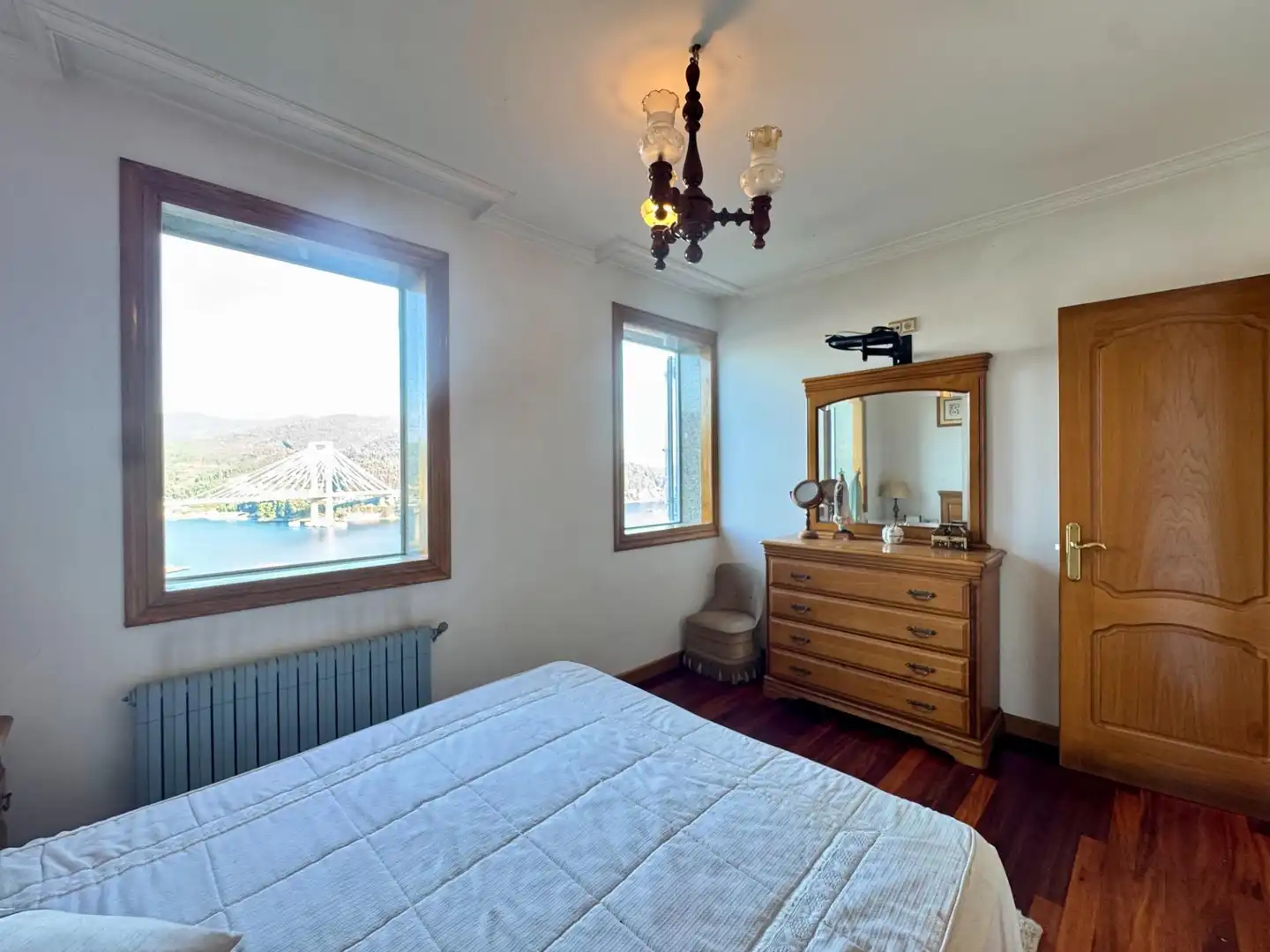 Schlafzimmer von Haus oder Chalet zum Verkauf in Redondela mit Heizung, Privatgarten und Parkett
