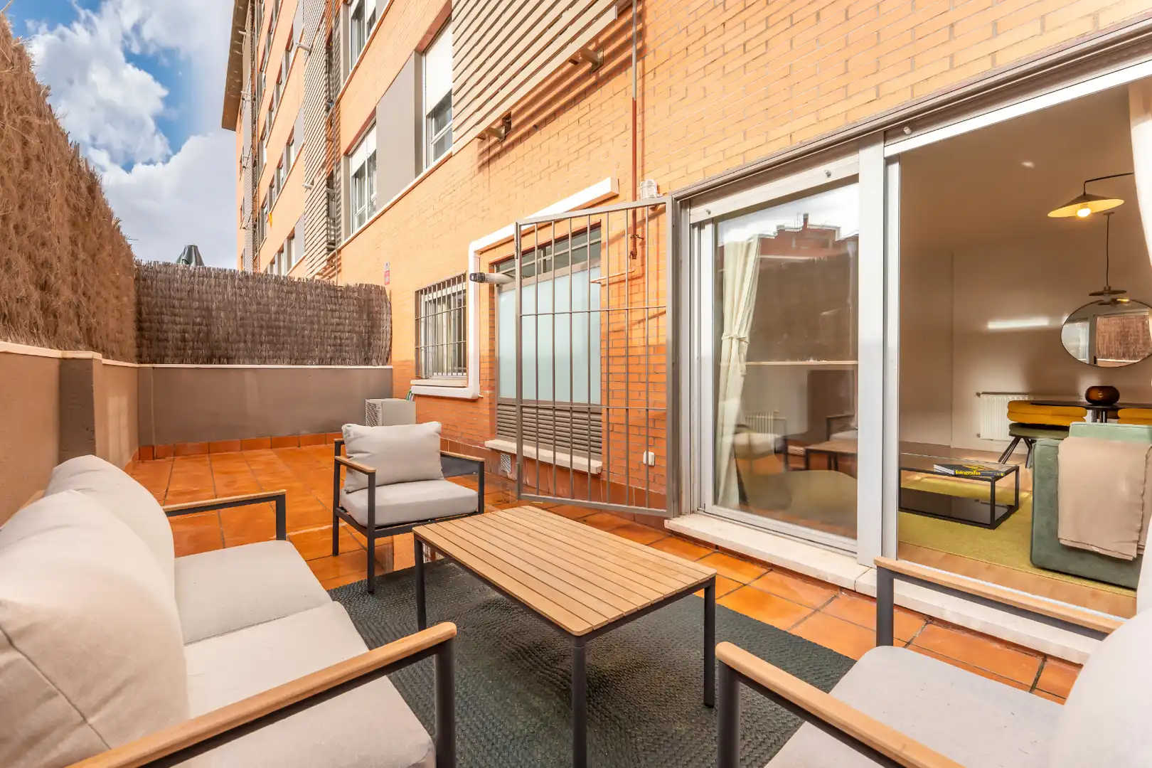 Terrace of Ground floor for rent in Madrid  with Air Conditioner, Heating and Parquet flooring