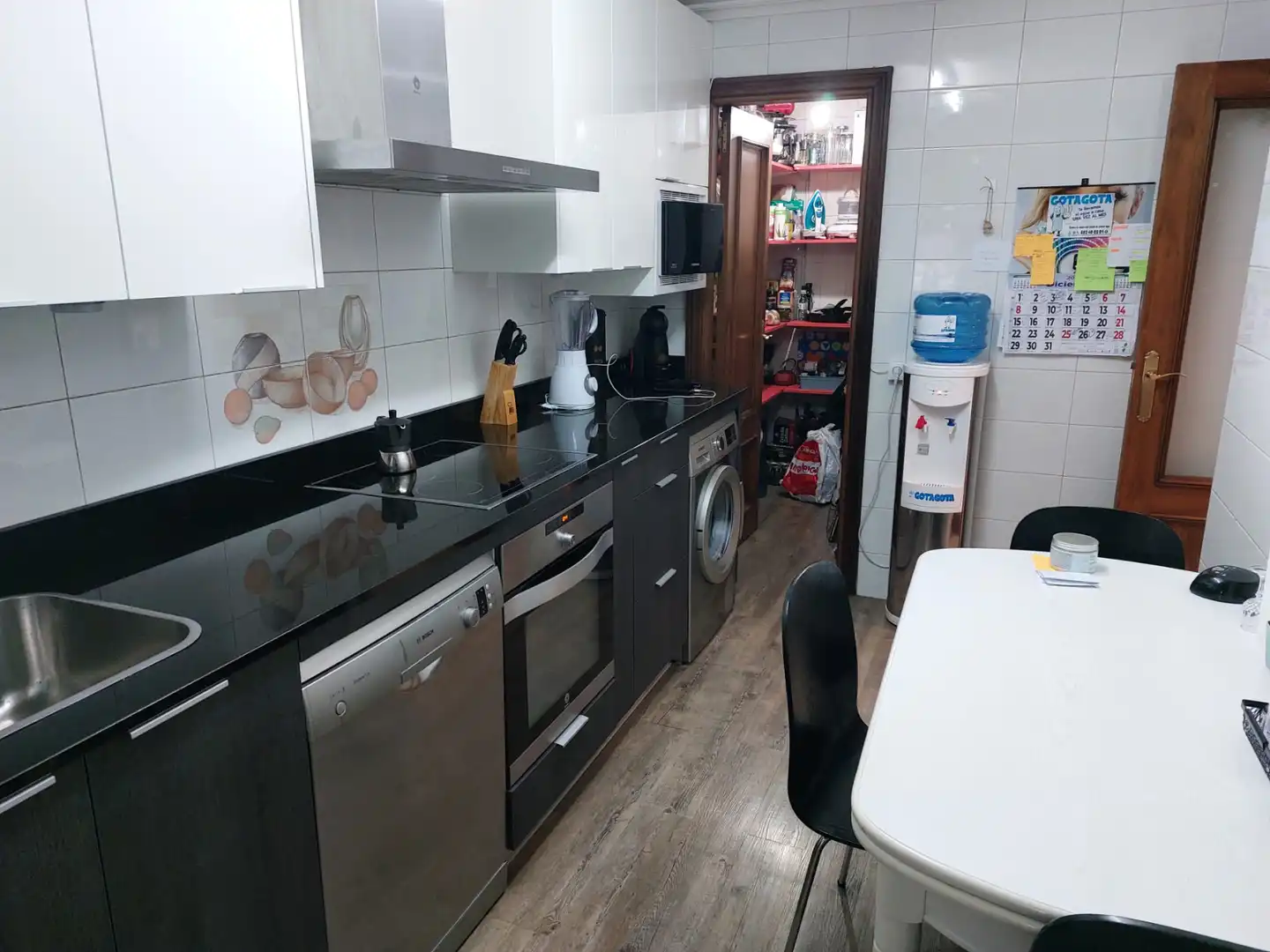Cocina de Dúplex en venta en Salamanca con Calefacción, Parquet y Terraza