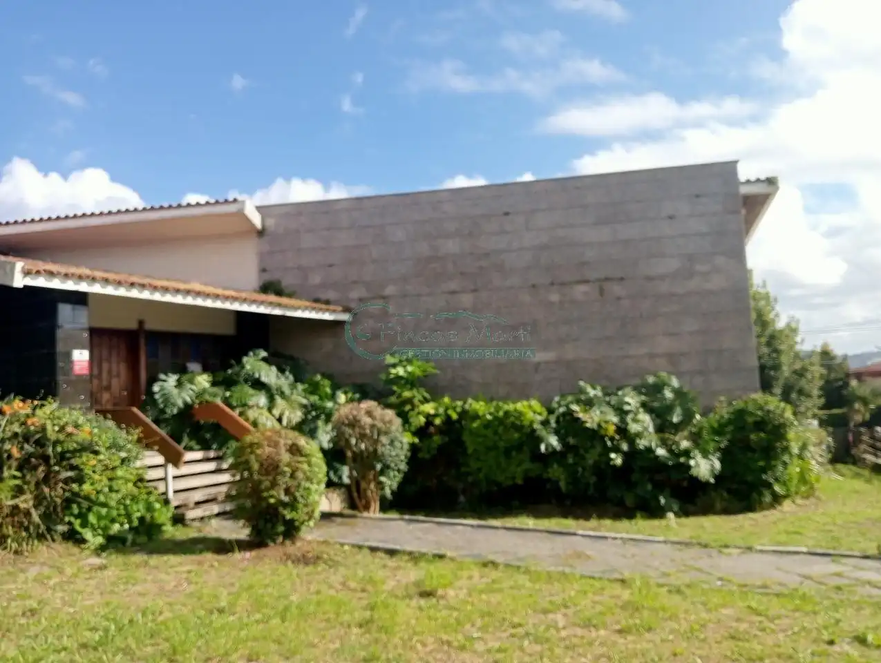 Vista exterior de Casa o chalet en venta en Vigo  con Calefacción, Jardín privado y Terraza