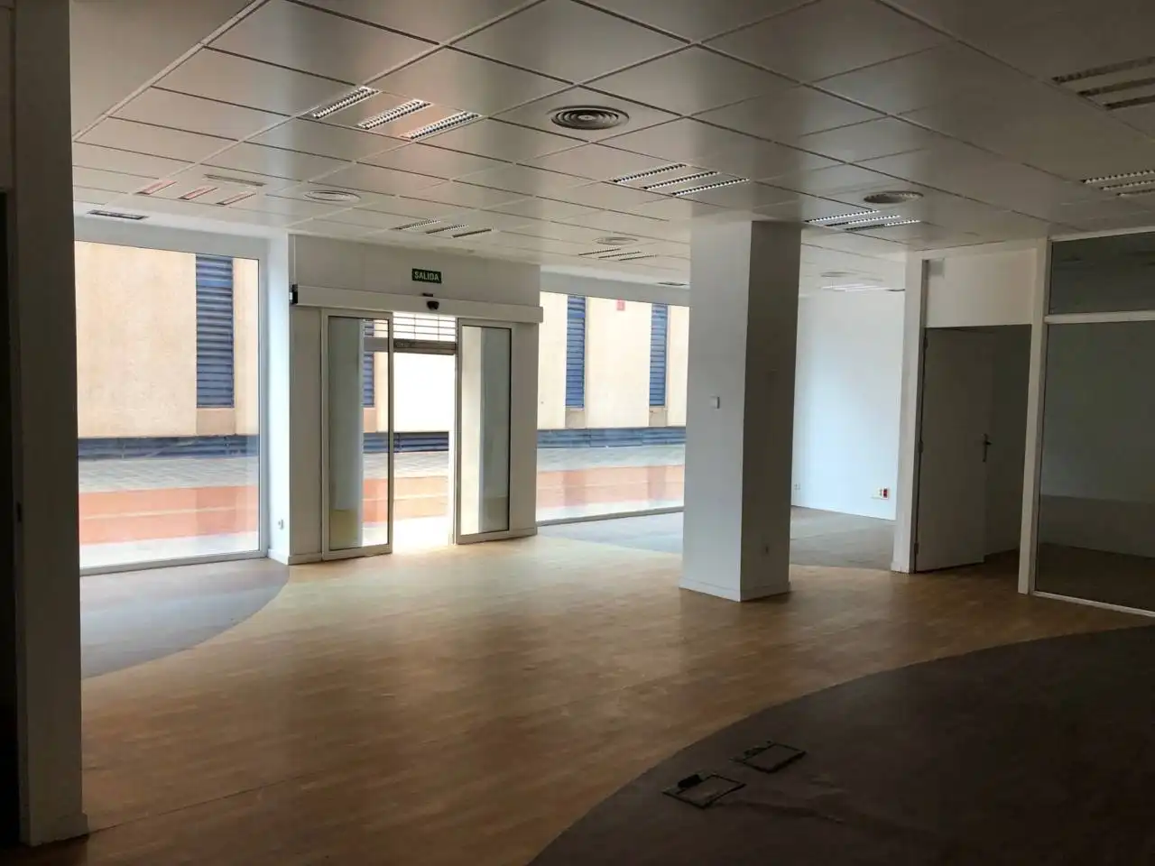 Commercial properties for rent in Calle REYES CATOLICOS,, 4, Plaza Castelar - Mercado Central