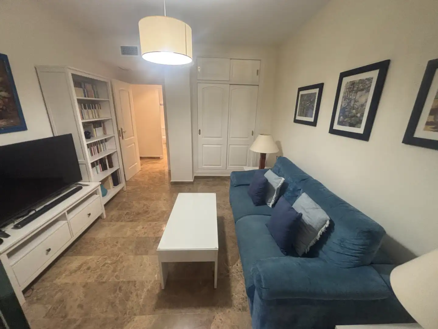 Sala de estar de Piso en venta en Marbella con Aire acondicionado, Terraza y Amueblado