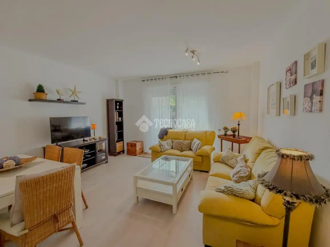 Sala de estar de Piso en venta en Rota con Aire acondicionado, Calefacción y Jardín privado