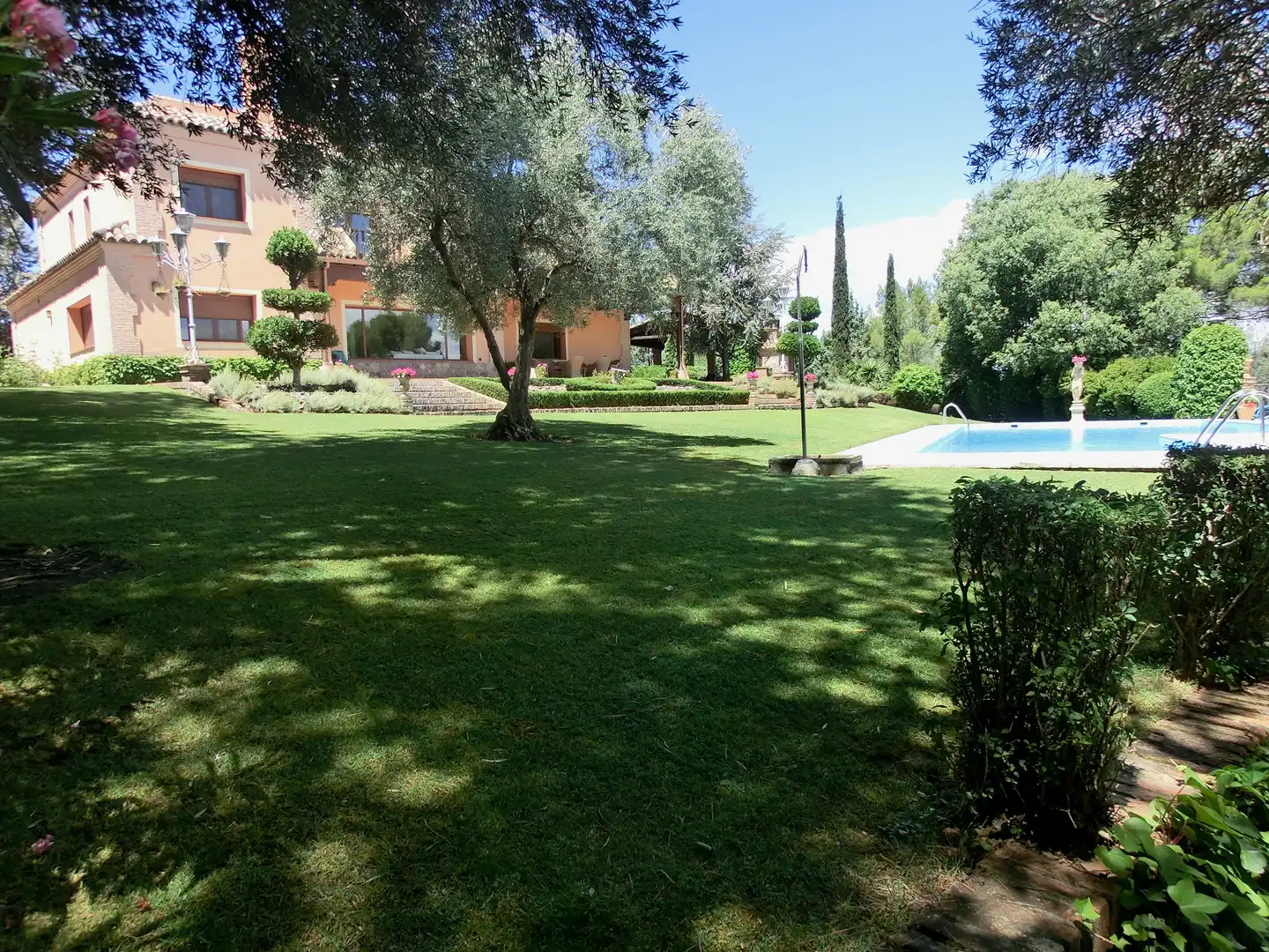 Jardí de Casa o xalet en venda en Toledo amb Aire condicionat, Calefacció i Jardí privat