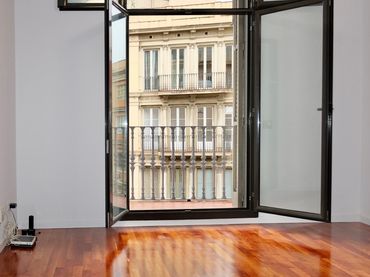 Flat with balcony for sale in Carrer BALMES