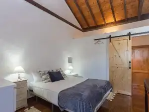 Dormitori de Finca rústica en venda en Moya (Las Palmas) amb Jardí privat, Terrassa i Traster