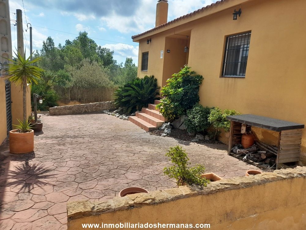 Exterior view of House or chalet for sale in Masllorenç  with Heating, Private garden and Terrace