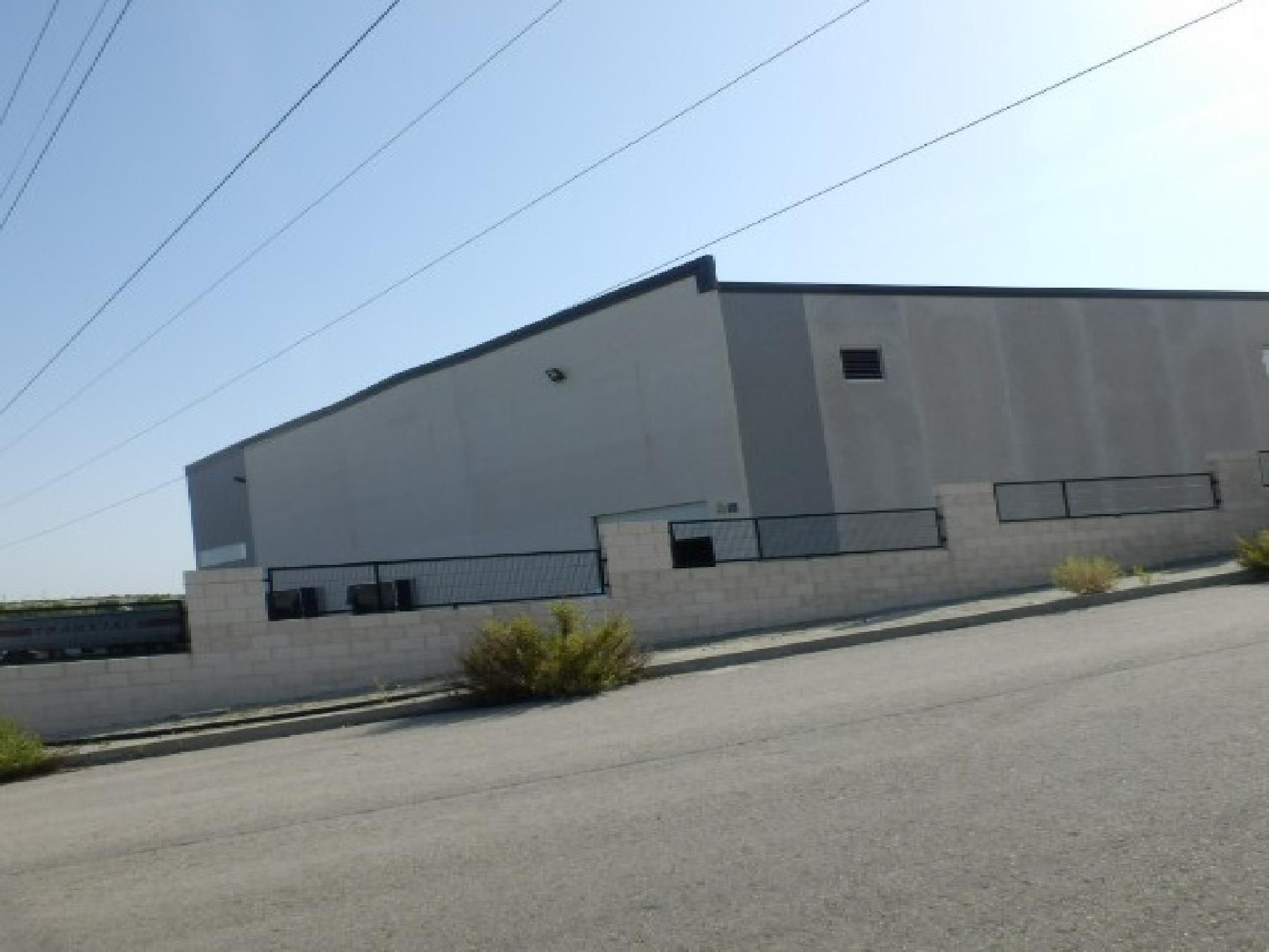 Nave industrial en venta en Torres de la Alameda
