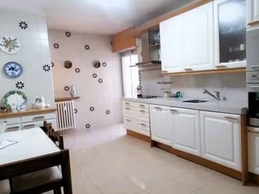 Appartamento con balcone in vendita a Calle Ramón y Cajal 15