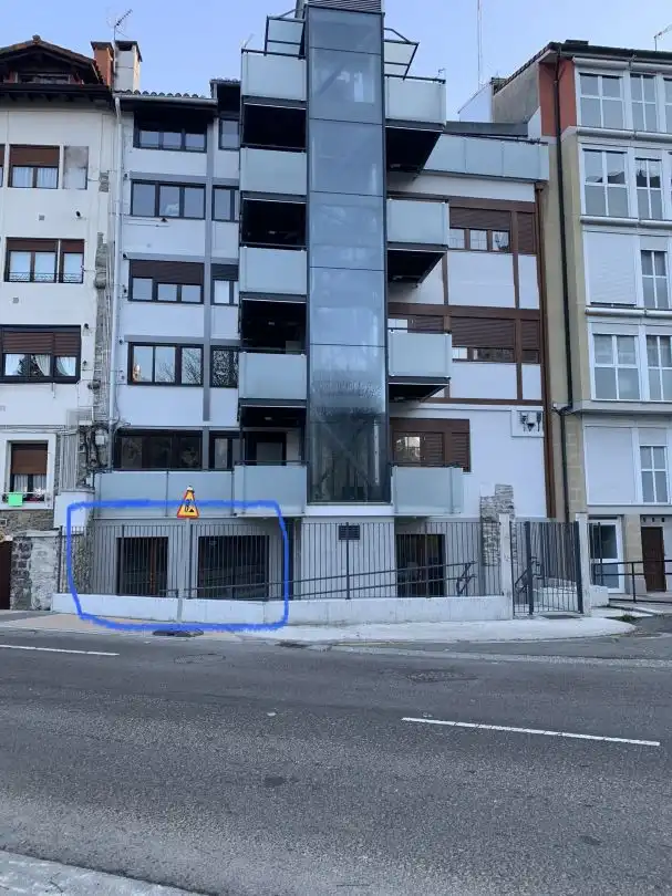 Gewerbefläche zum Verkauf in Masterreka