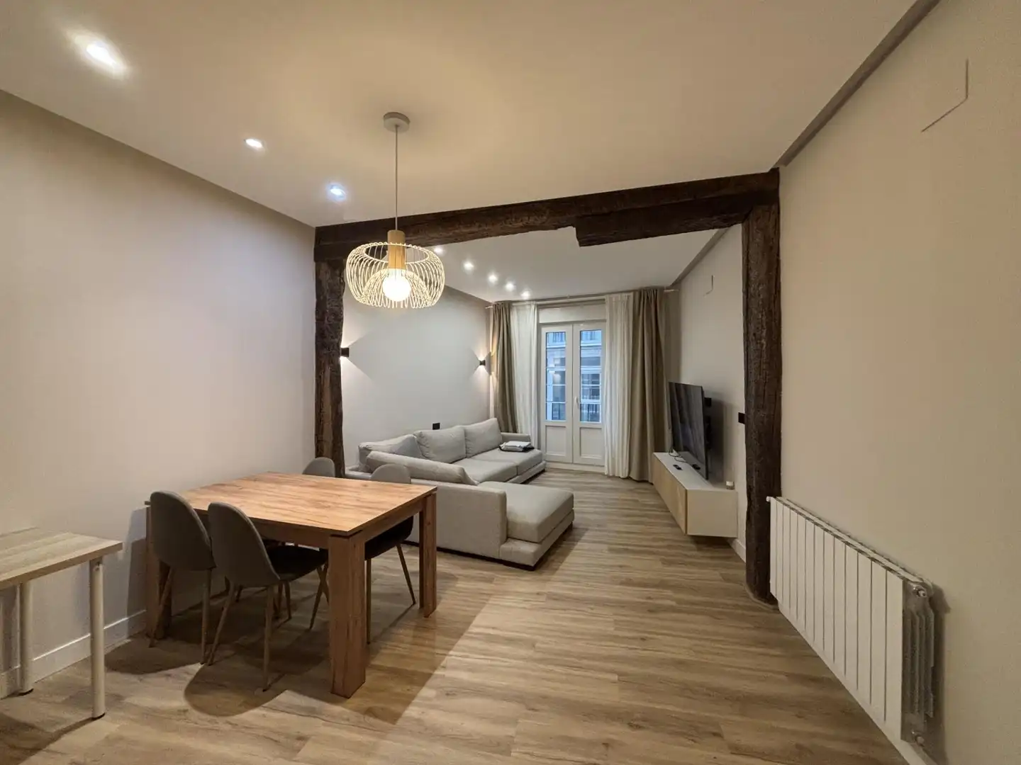 Sala de estar de Piso de alquiler en Bilbao  con Amueblado y Balcón
