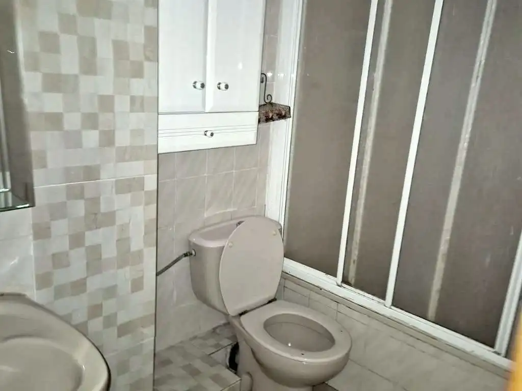 Bany de Pis en venda en Marbella amb Aire condicionat, Calefacció i Parquet
