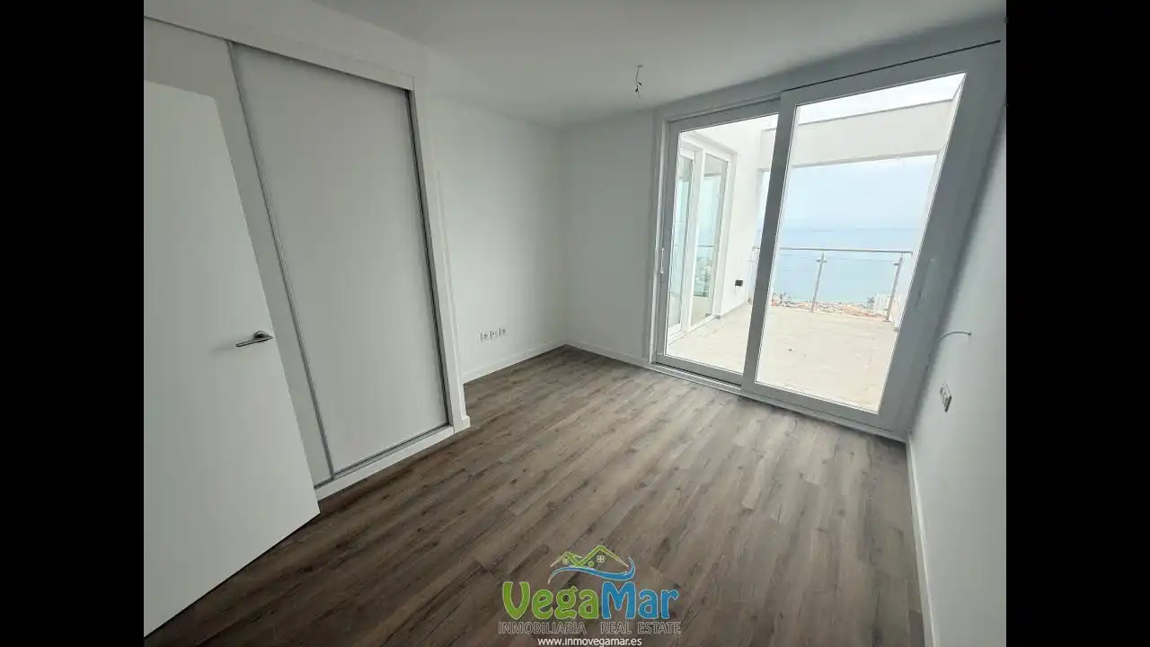 Habitación de Piso en venta en Almuñécar con Aire acondicionado y Terraza