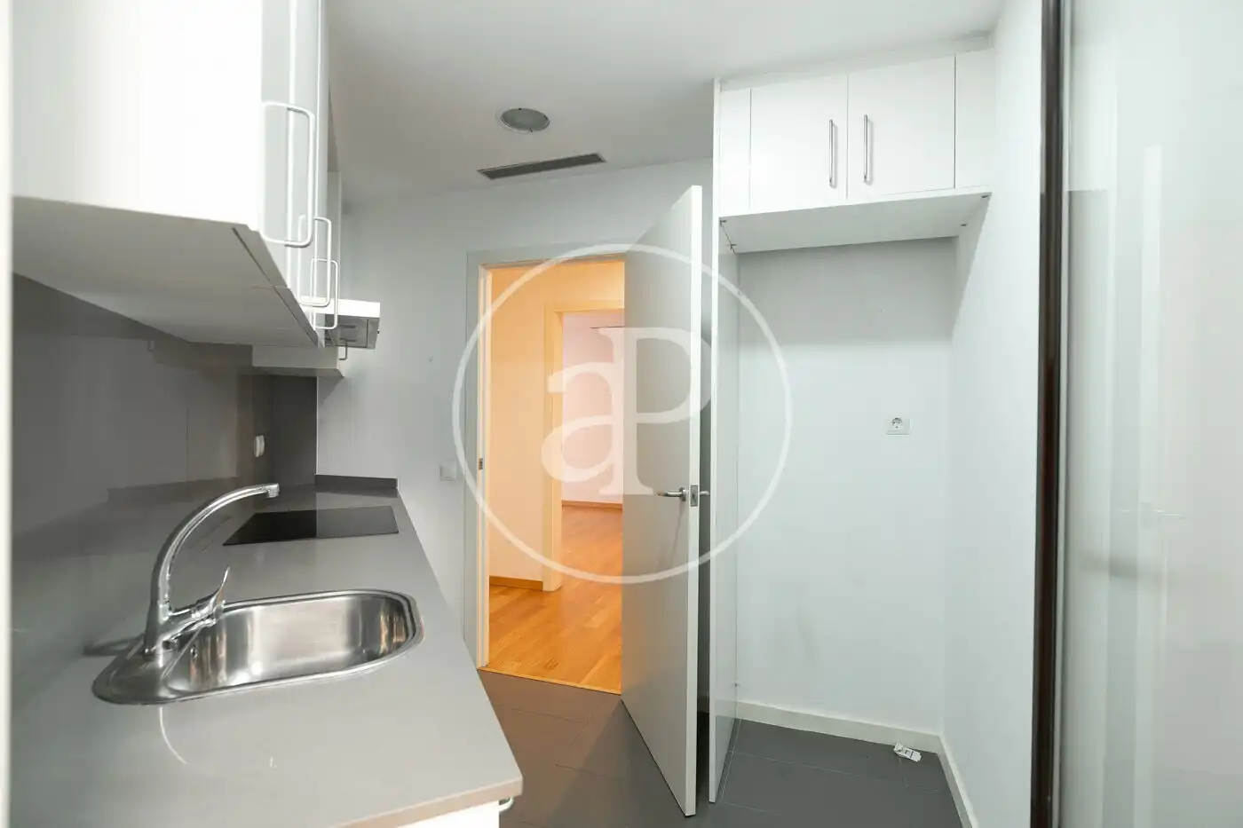 Cocina de Piso en venta en Barcelona con Aire acondicionado, Calefacción y Balcón