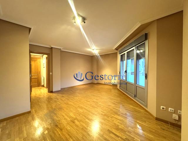 Piso en Alquiler en Oviedo - PS LA FLORIDA en La Florida