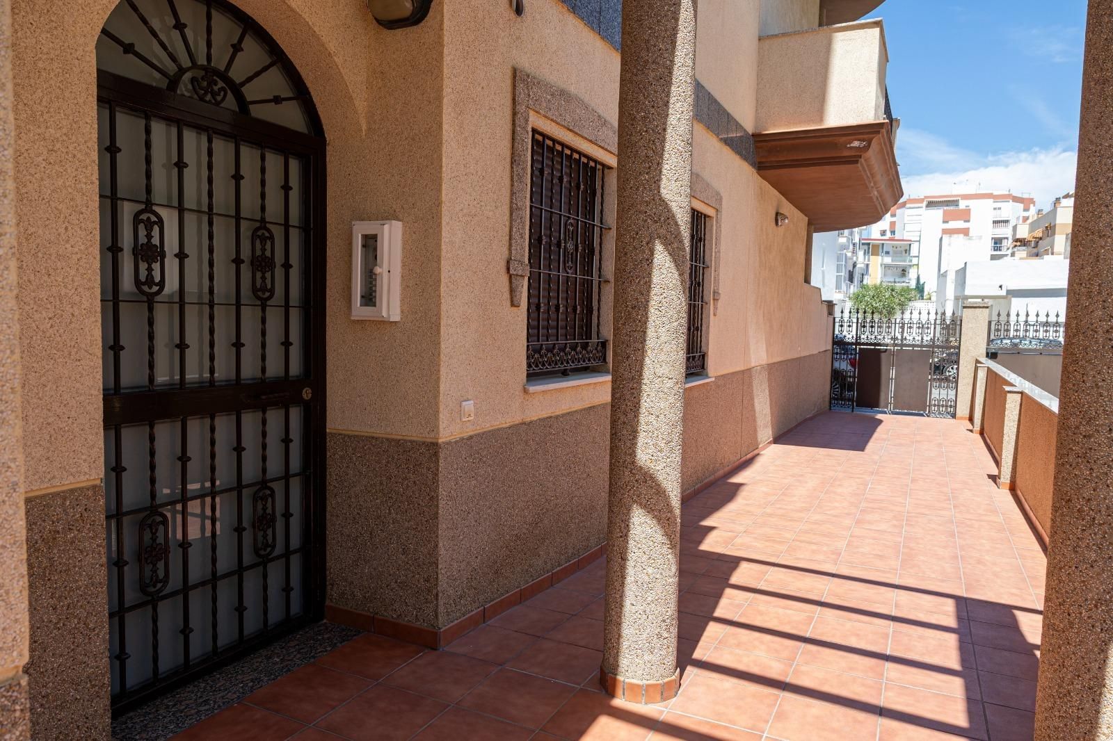 Flat for sale in Avenida de la Cruz Roja, Playa de la Regla