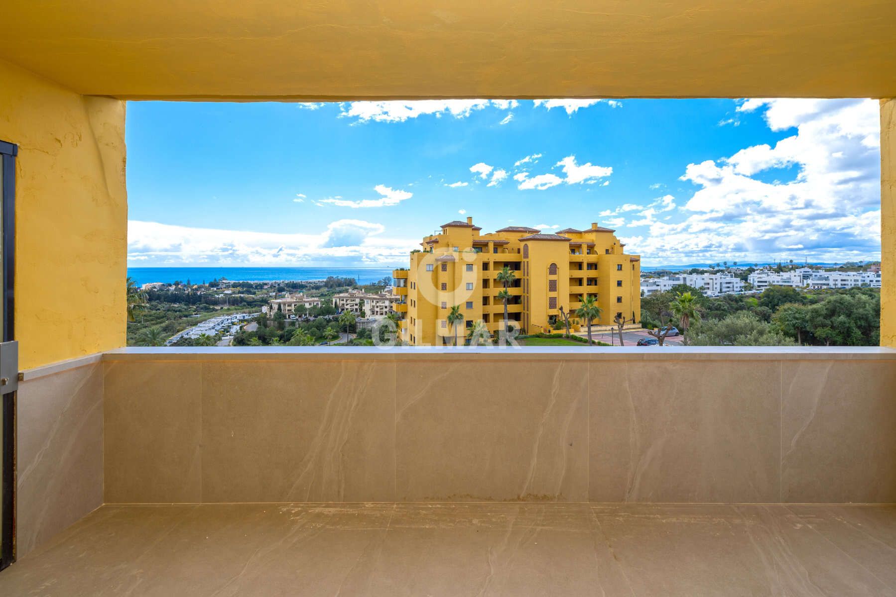 Exterior view of Apartments for sale in Estepona  with Heating, Swimming Pool and Balcony