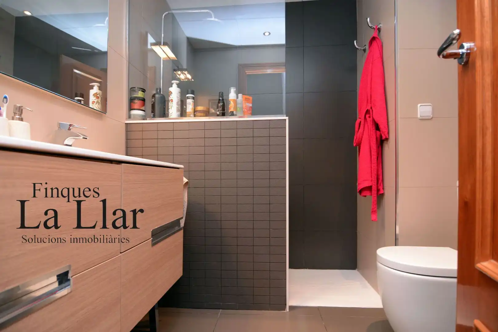 Baño de Casa adosada en venta en Gavà con Aire acondicionado y Calefacción