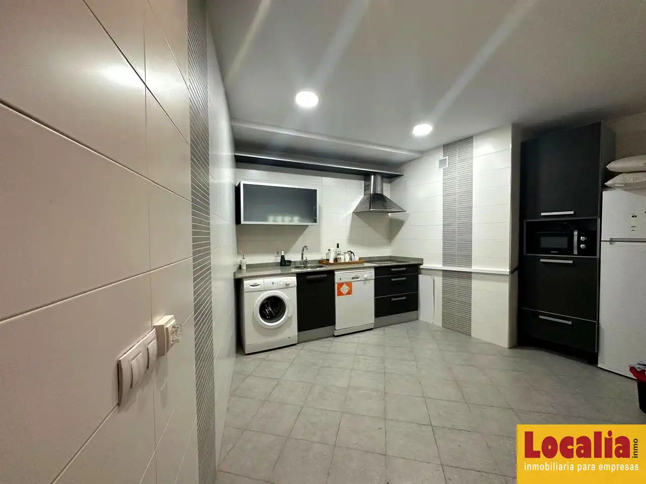 Kitchen of Flat for sale in Torrelavega   with Air Conditioner, Heating and Storage room